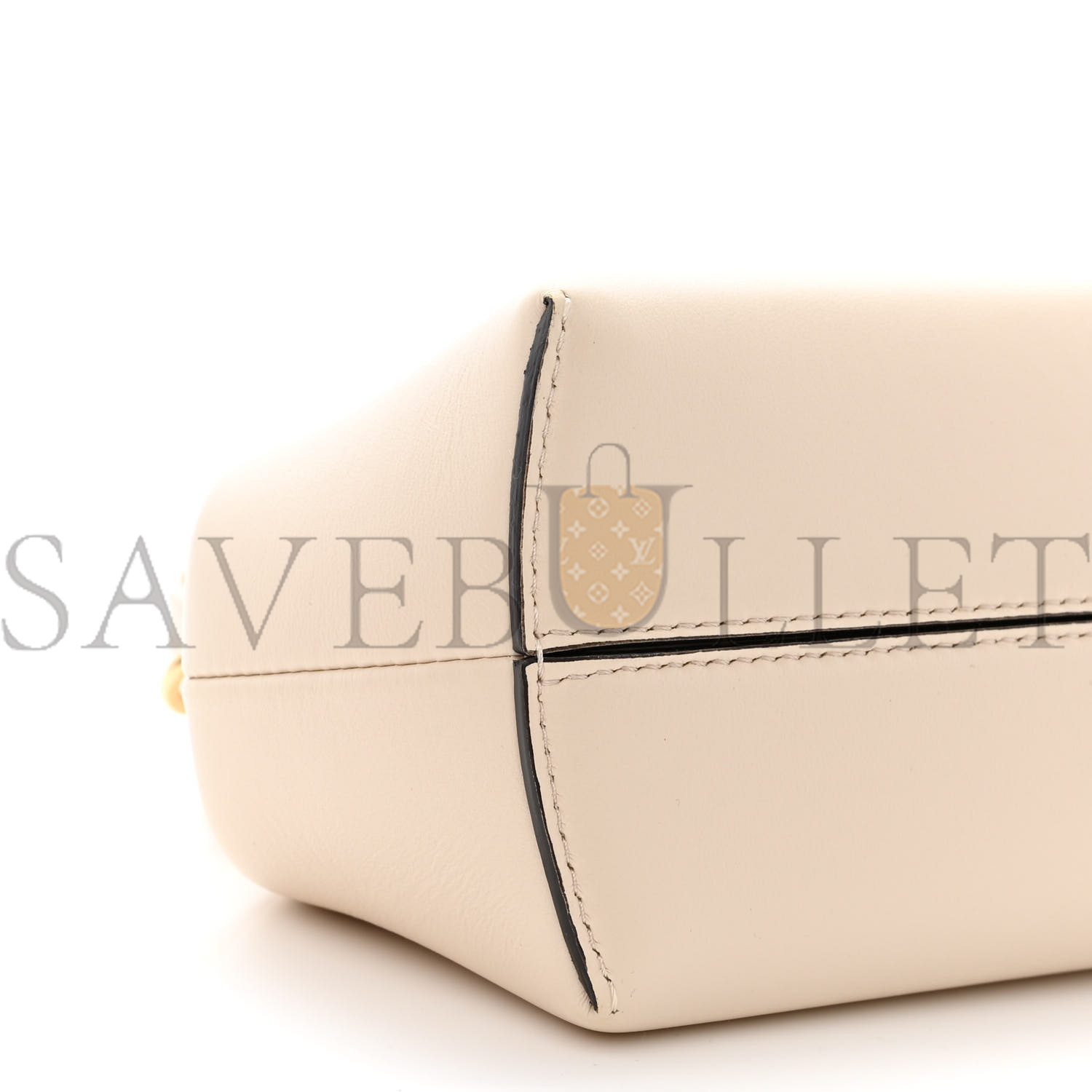 FENDI SHINY NAPPA SMALL FENDI FIRST NUVOLA (23*18*9cm)