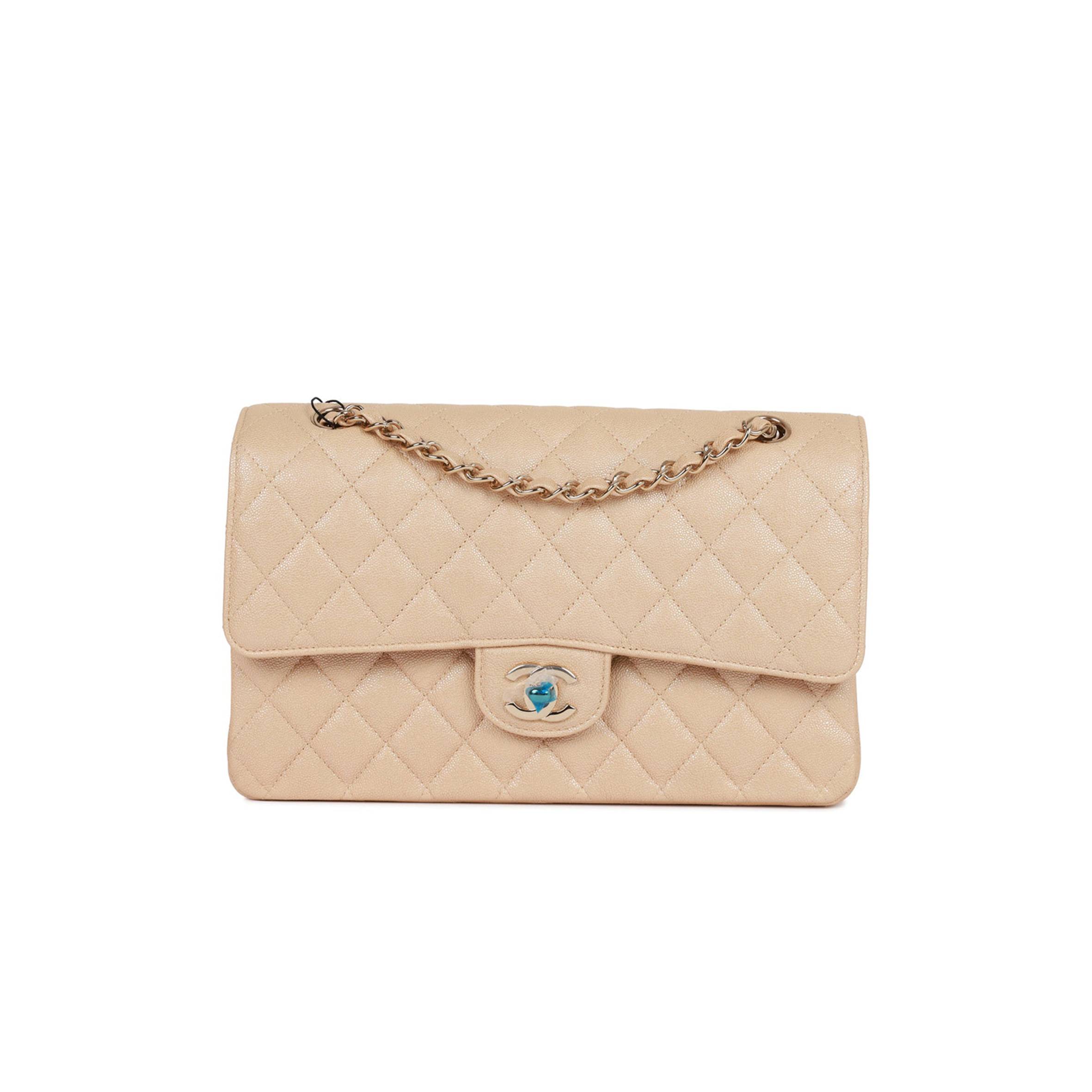 CHANEL MEDIUM CLASSIC DOUBLE FLAP BAG BEIGE IRIDESCENT CAVIAR LIGHT GOLD HARDWARE (25*15*7cm)